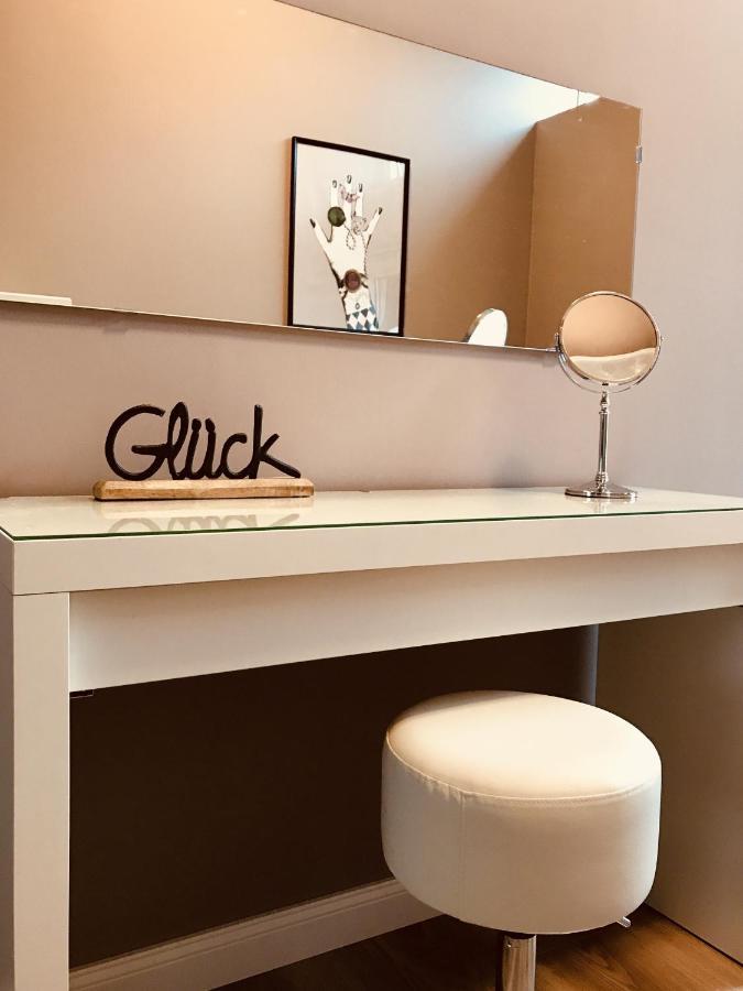 Casa Rehse I Loft-Apartment I Kostenlos Parken & Wlan I Self-Check-In I Oepnv I 65Zoll-Tv แอร์ฟวร์ท ภายนอก รูปภาพ