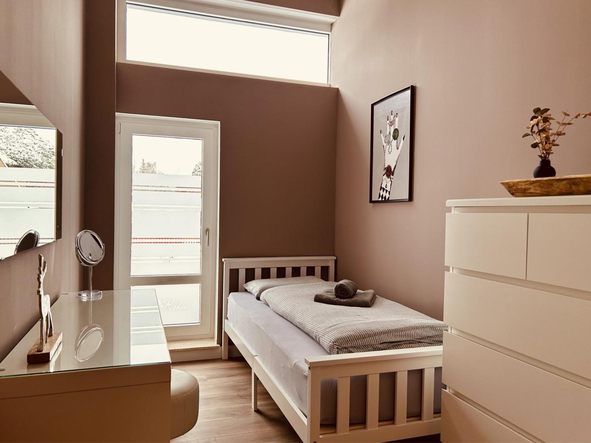 Casa Rehse I Loft-Apartment I Kostenlos Parken & Wlan I Self-Check-In I Oepnv I 65Zoll-Tv แอร์ฟวร์ท ภายนอก รูปภาพ